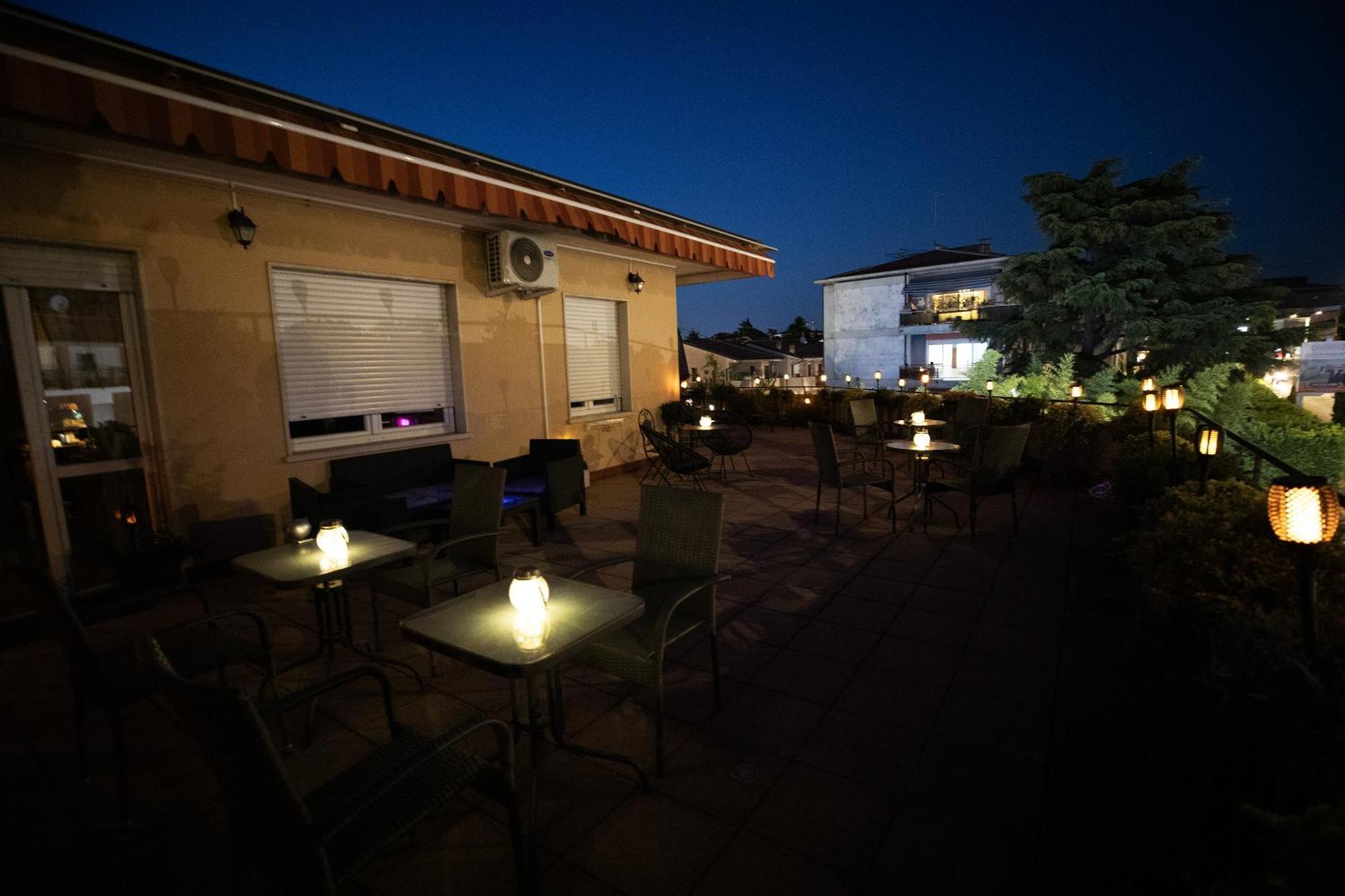 Bru Rooms Peschiera del Garda Zewnętrze zdjęcie