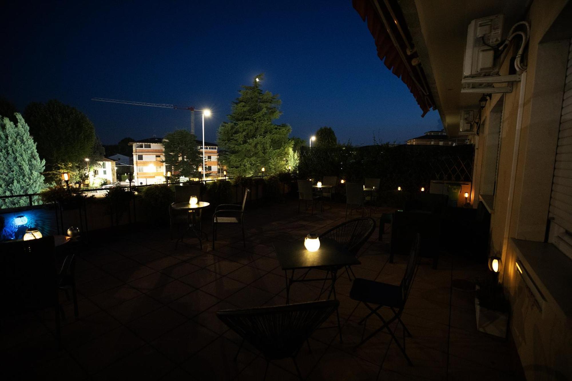 Bru Rooms Peschiera del Garda Zewnętrze zdjęcie
